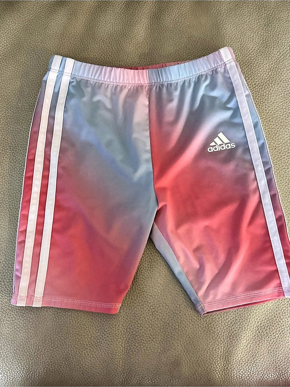 Girls adidas Kids Color Block Athletic Shorts, Size 6X Like New